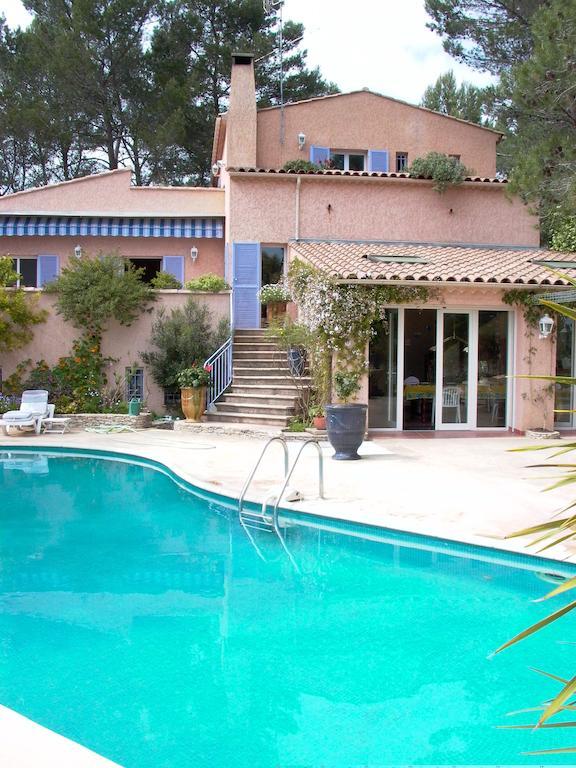 B&B Le Garric Nimes Bagian luar foto