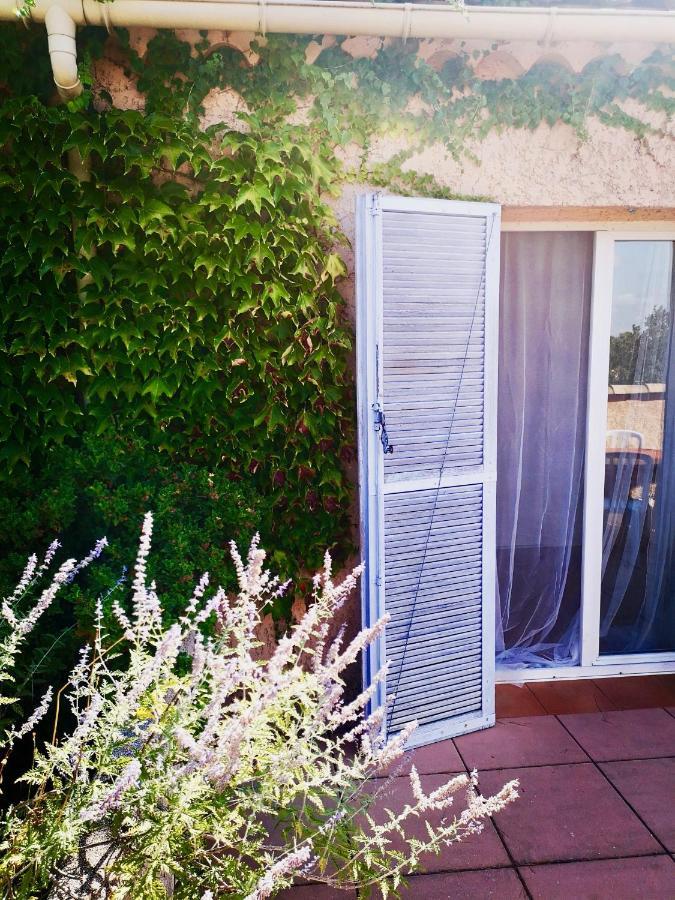 B&B Le Garric Nimes Bagian luar foto